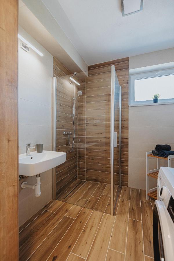 Apartmany U Skraba Bešeňová エクステリア 写真